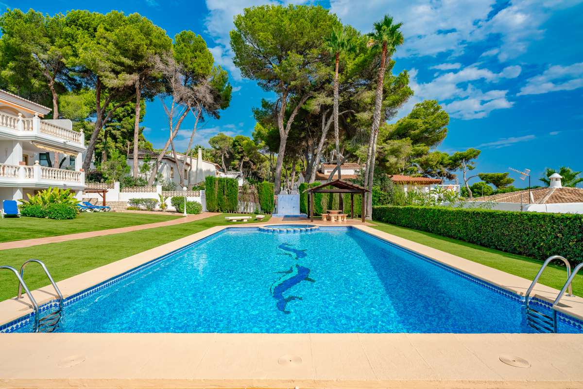 Apartamento en venta de 2 dormitorios en Moraira, La Cometa