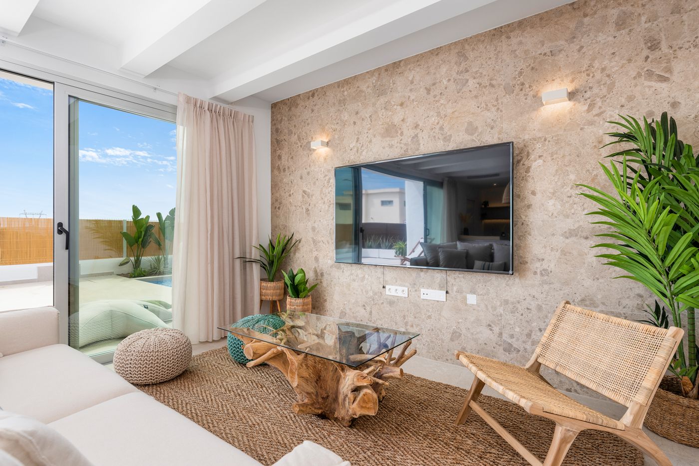 Ibizan stijl villa te koop in San Fulgencio
