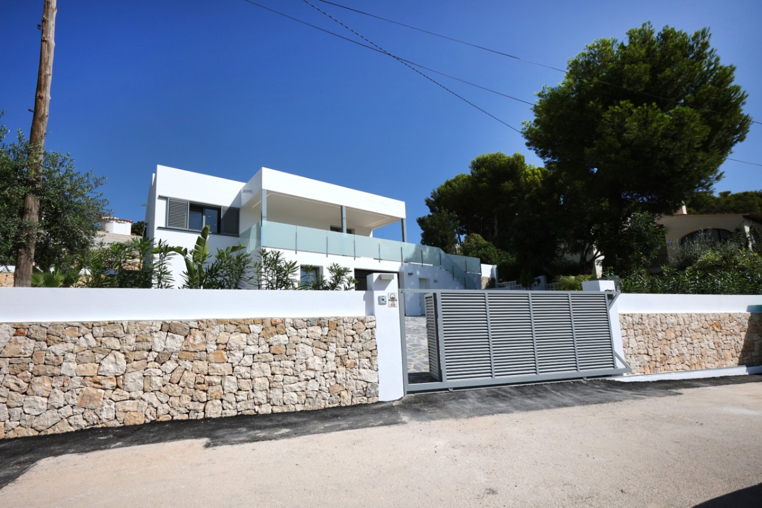 Modern villa for sale in Benissa