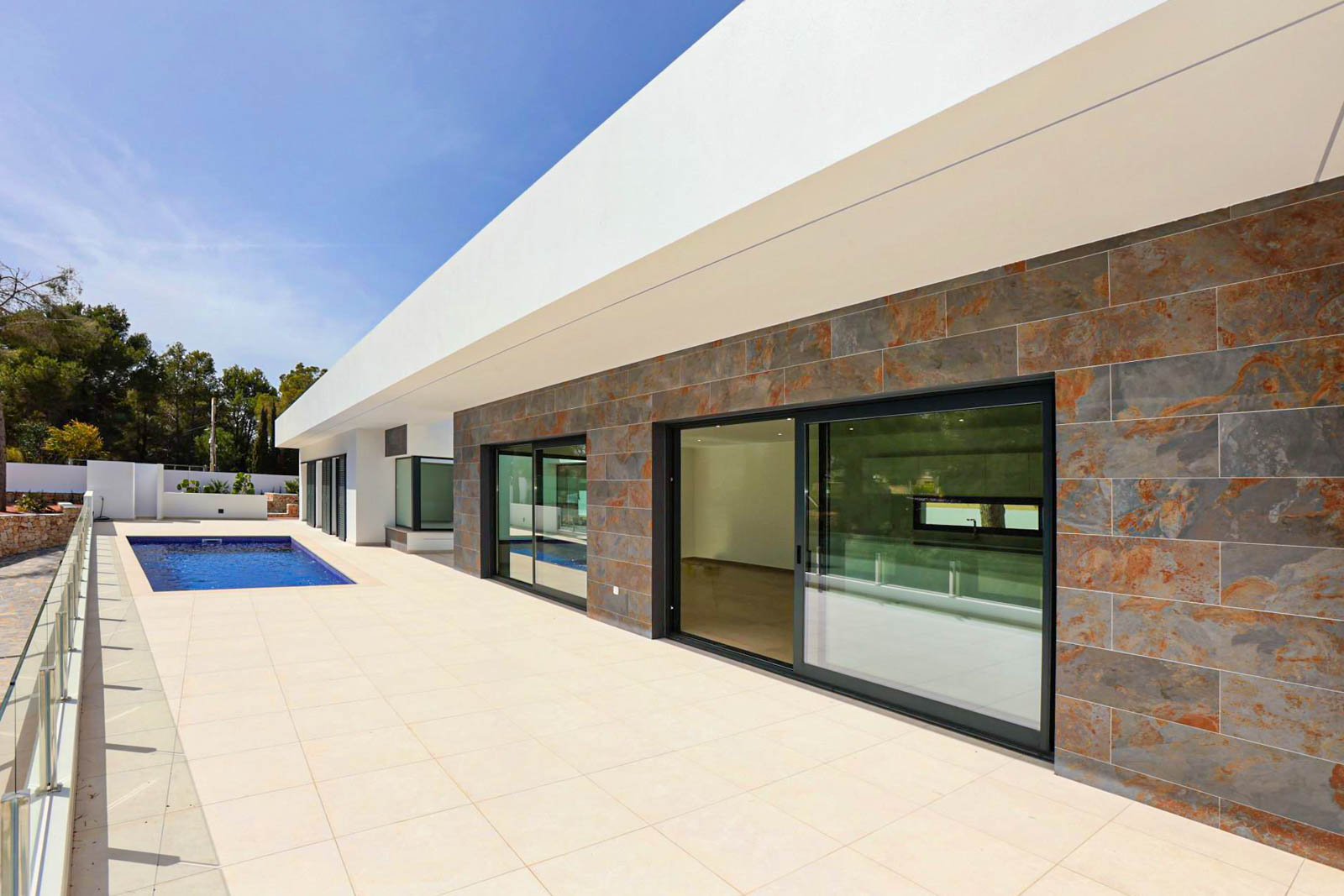 Chalet de obra nueva a la venta en La Fustera