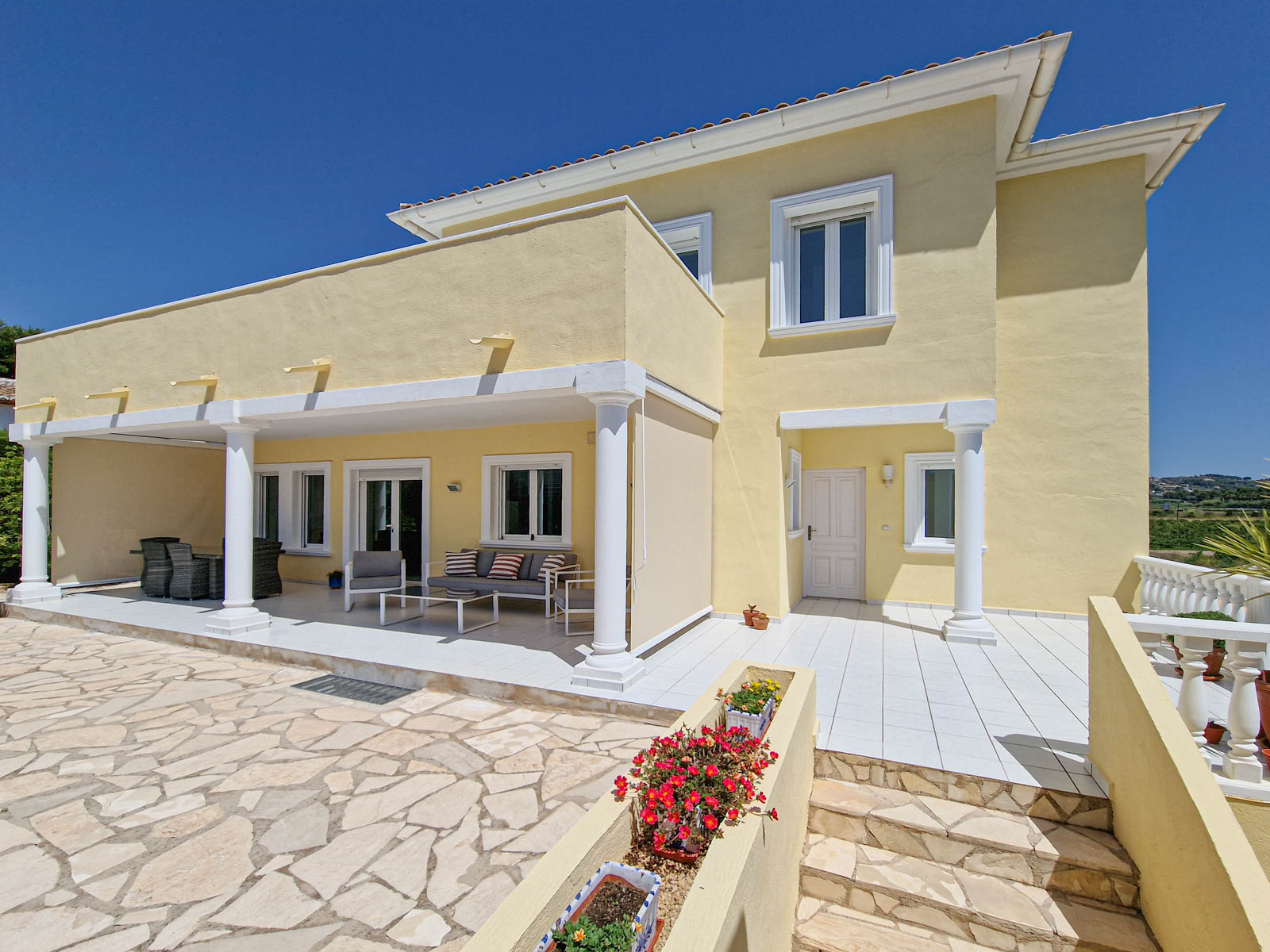 Beautiful Villa for Sale in Moraira