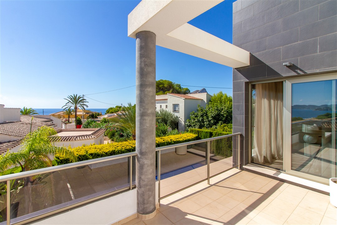 Chalet de lujo a pocos metros del mar