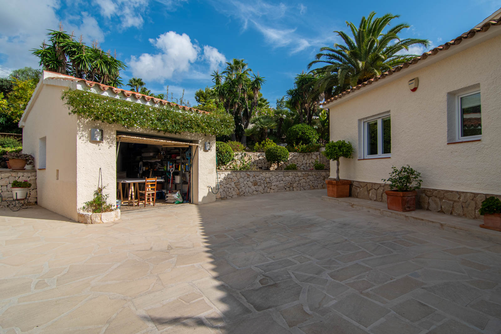 Luxe villa te koop in San Jaime