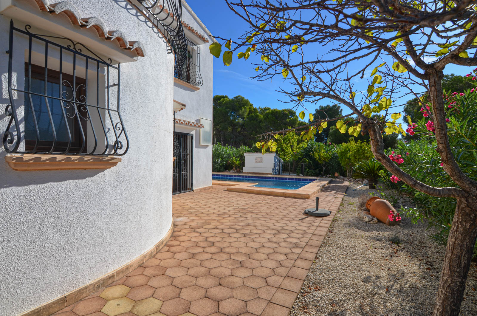 Villa zum Verkauf in El Bosque