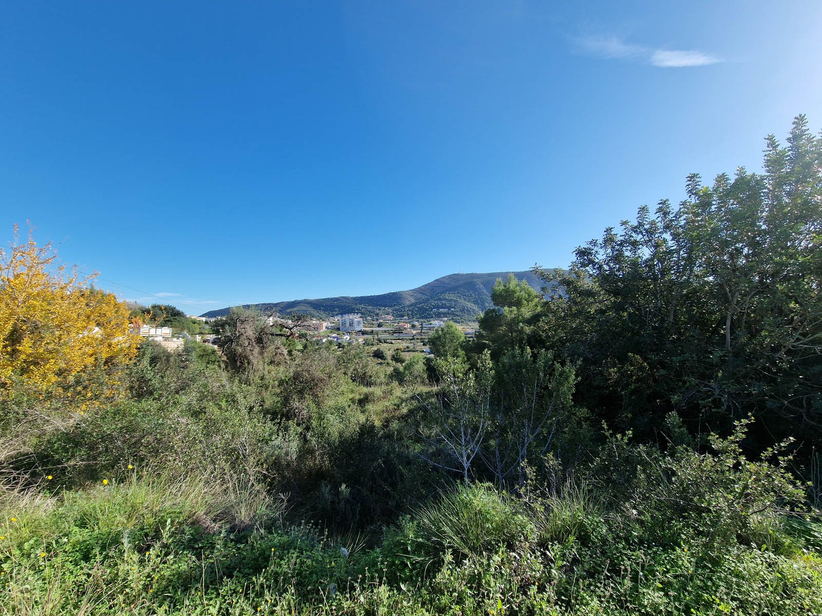 Plot with sea views in Benitachell