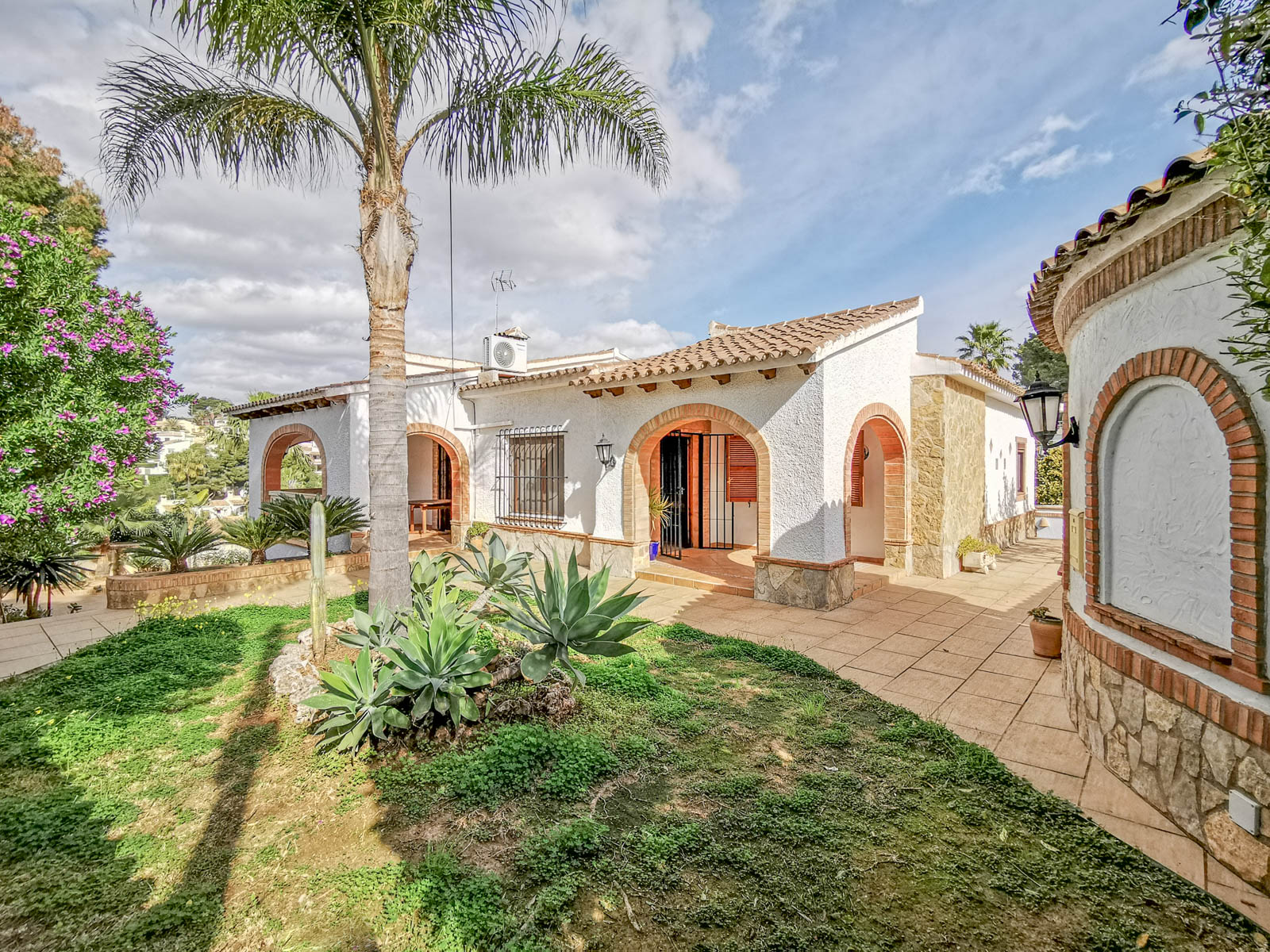 Villa for sale in Pla del Mar